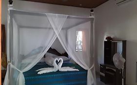 Blue Star Bungalows&Cafe